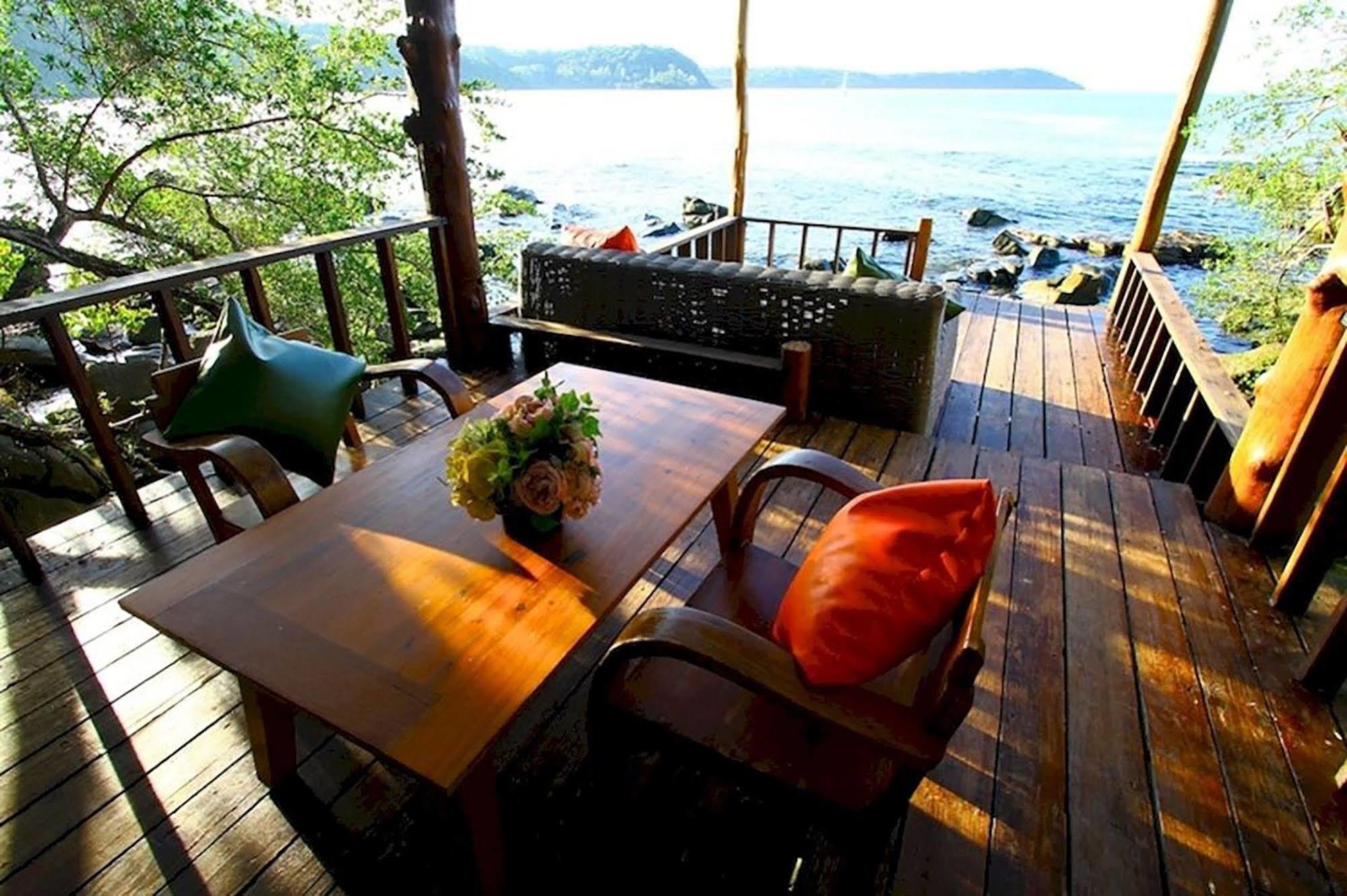 Captain Hook Resort @Koh Kood Ko Kut Bagian luar foto